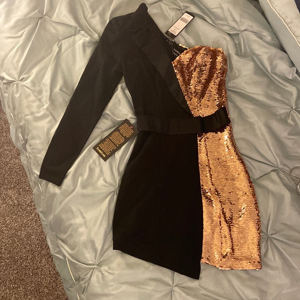 ONE SHOULDER SEQUIN BLAZER DRESS. Size small, new with tags never worn